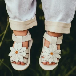 Baby Girls White Leather Daisy Sandals