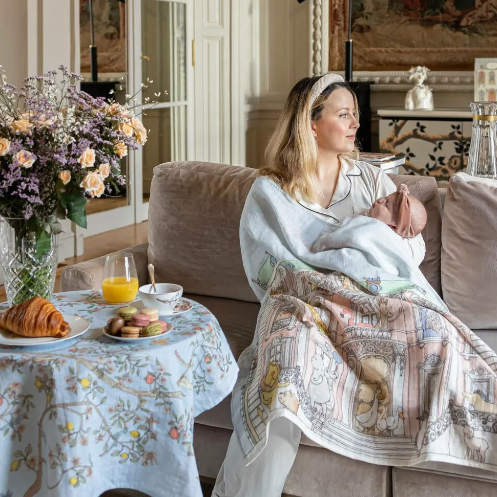 Blue Mansion Swaddle (97cm)