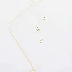 White Bee Hive Pima Cotton Blanket (73cm)